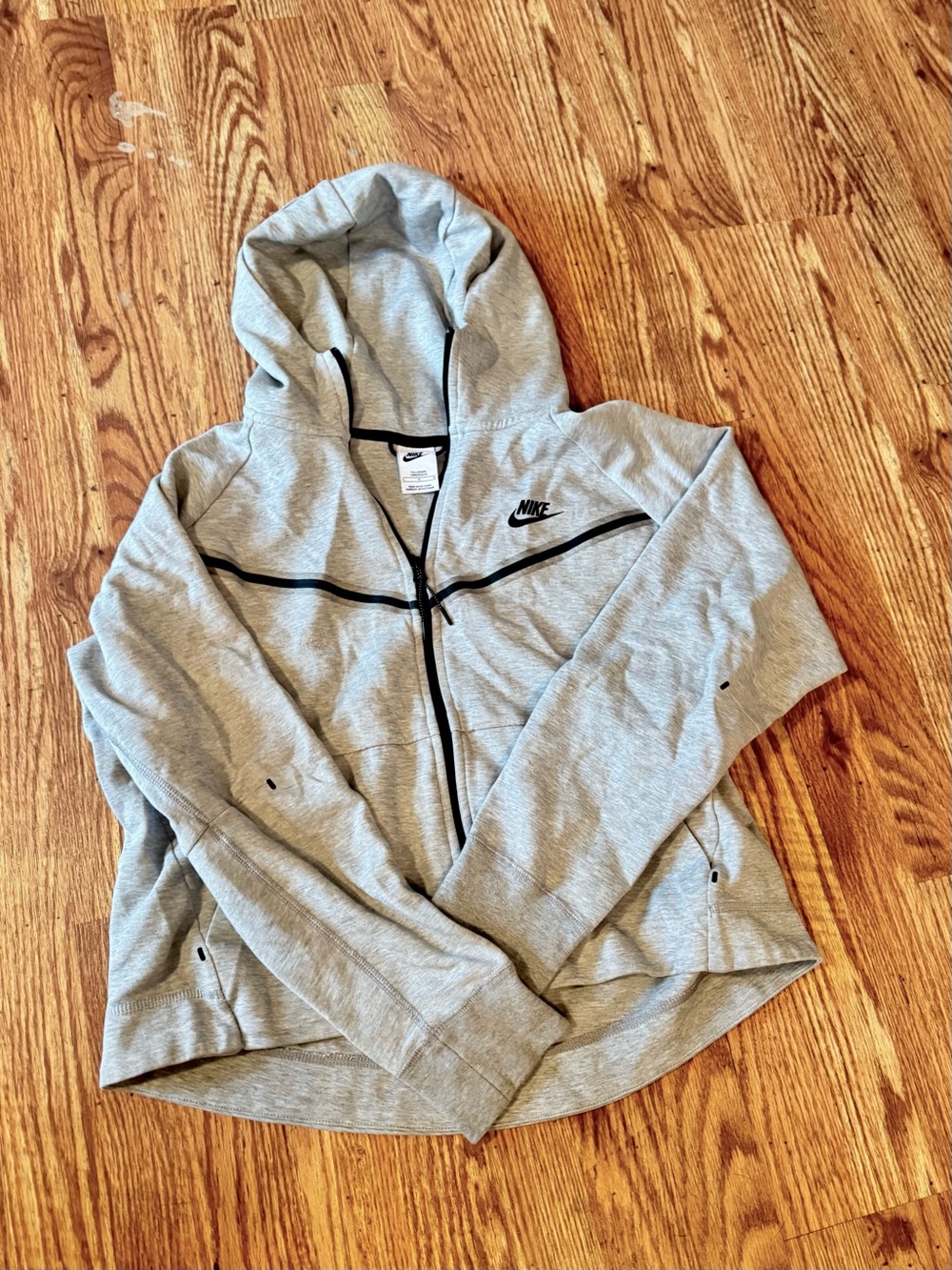 Nike Light Grey Hooded Full-Zip Jacket with Black Accents